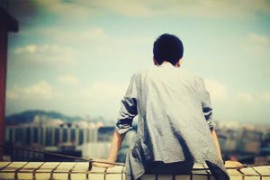 2025年国外留学压迫感很强吗
